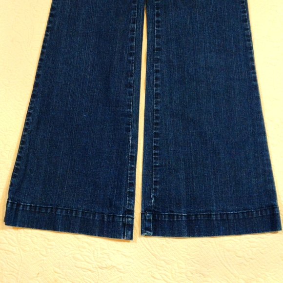 Farlow Wide Leg Bell Bottom Blue Jeans - Picture 2 of 11